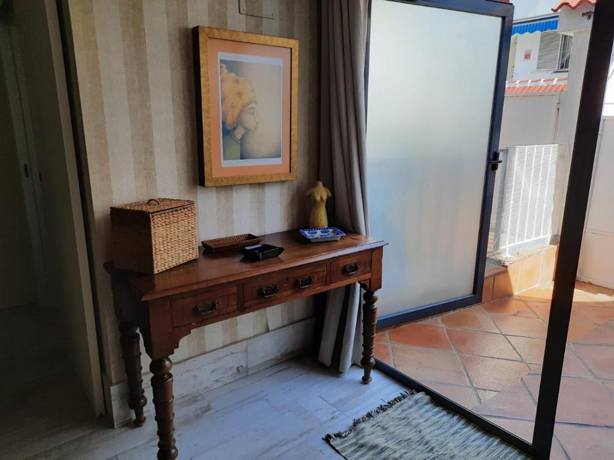 Un Apartamento Vacacional Con Detalles De Un Hogar マイレナ・デル・アルハラフェ エクステリア 写真