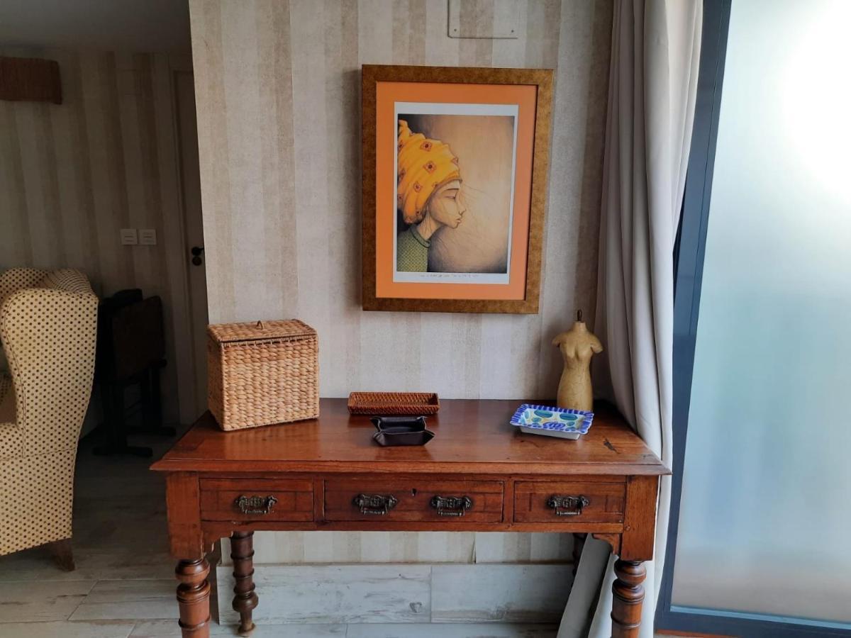 Un Apartamento Vacacional Con Detalles De Un Hogar マイレナ・デル・アルハラフェ エクステリア 写真